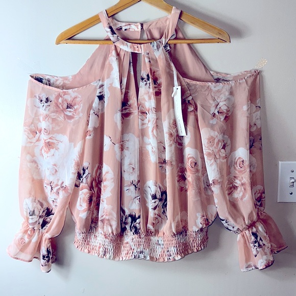 le chateau Tops - 🌸3/$20 Roxy Earle Le Chateau cold shoulder sheer blouse NWT attached cami/tank